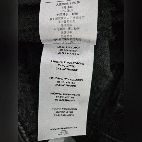 2020 mini skirt in black swan size 22 one teaspoon NWT - Picture 7 of 7